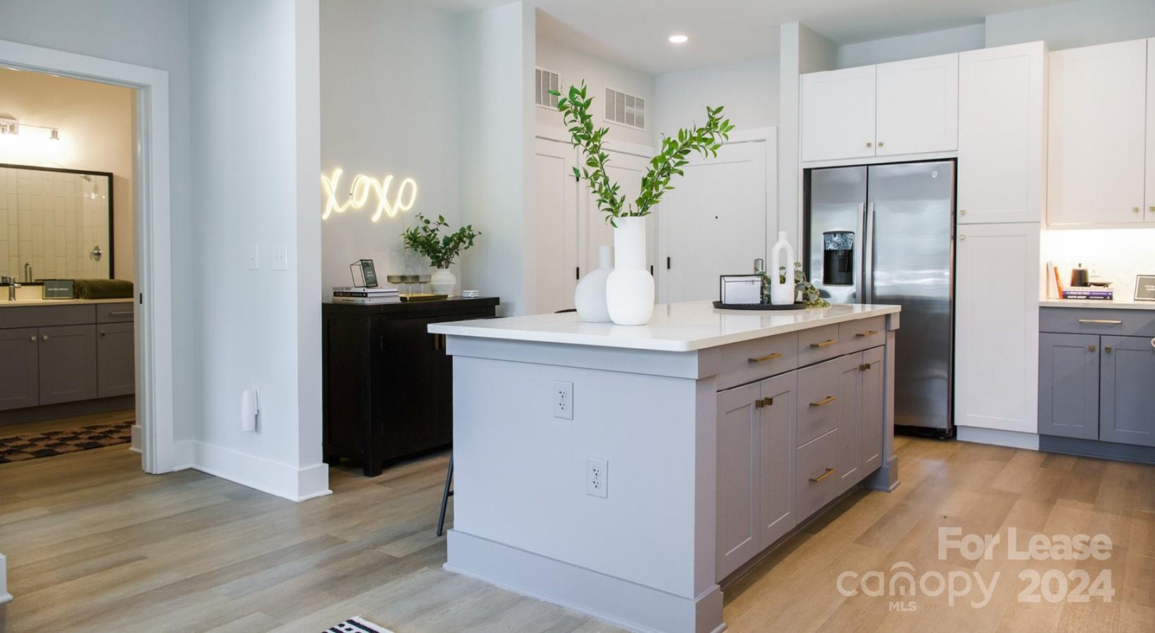 Charlotte, North Carolina 28217, United States, 2 Bedrooms Bedrooms, ,2 BathroomsBathrooms,Residential,Active,40046