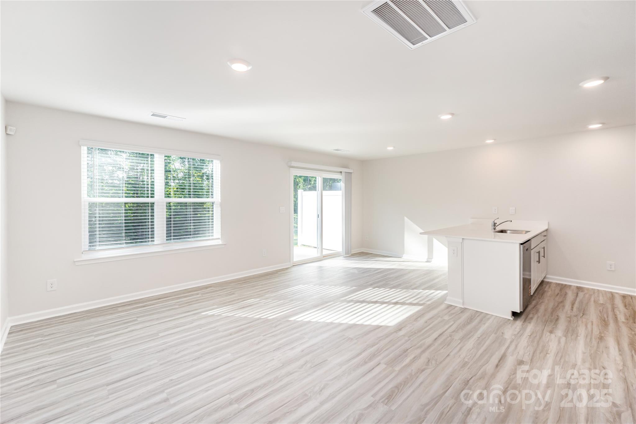 Mallard Creek Towns - Residential Lease