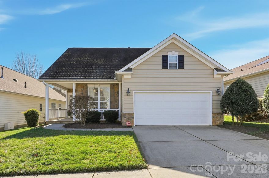 Beautiful Move In Ready Ranch in Four Seasons at Gold Hill (55+ Active Adult Community)
Welcome home to easy, elegant living in one of Fort Mill’s most sought after 55+ communities. This charming ranch offers a bright, open floorplan with a desirable split bedroom layout, perfect for comfort and privacy. A welcoming stone veneer entry and covered front porch set the tone for the quality found throughout.
Inside, you’ll find a spacious kitchen featuring Corian countertops, tile backsplash, 42 inch cabinetry, pantry, recessed lighting, tile flooring, gas range, and a sunny bay window breakfast area. Gorgeous hardwood floors flow through the main living spaces, enhancing the home’s warm, inviting feel.
The large primary suite includes its own bay window for abundant natural light, plus a private bath with a garden tub and generous walk in closet. A separate laundry room with utility sink adds everyday convenience.
The great room and den share a cozy double sided fireplace — a wonderful focal point for relaxing or entertaining. Need extra space? The large walk up attic offers incredible storage or the potential for a home gym, craft room, or office.
Enjoy year round serenity in the finished sunroom with vaulted ceilings, overlooking a peaceful, landscaped yard. A spacious paved patio runs the full length of the home, ideal for outdoor dining, gardening, or simply unwinding. Irrigation and lawn maintenance are included for low stress living. All existing modern appliances remain. Community Amenities
Four Seasons at Gold Hill offers resort style living with:
• Clubhouse & community center
• Outdoor pool & hot tub
• Tennis & pickleball courts
• Bocce ball & shuffleboard
• Active social calendar with clubs, gatherings, and events
Located just minutes from shopping, dining, and everyday conveniences — this home blends comfort, community, and an easy lifestyle.