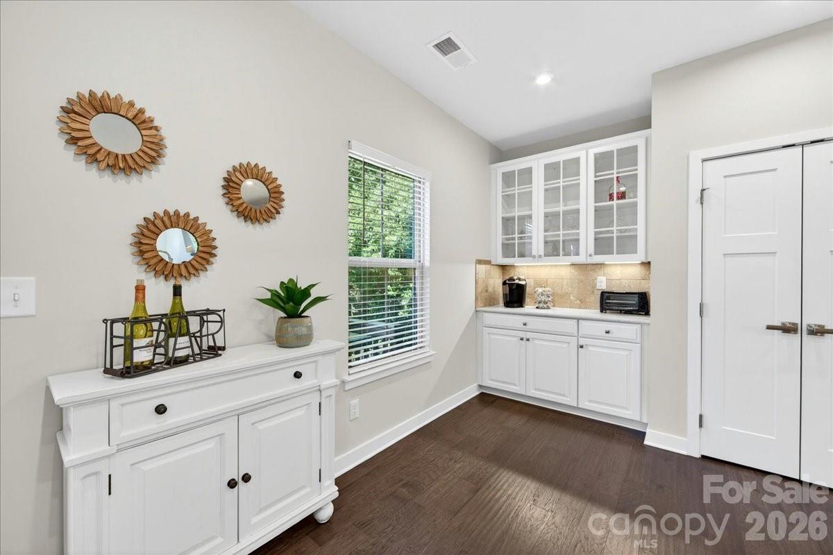 Townes of Oakhurst - Residential