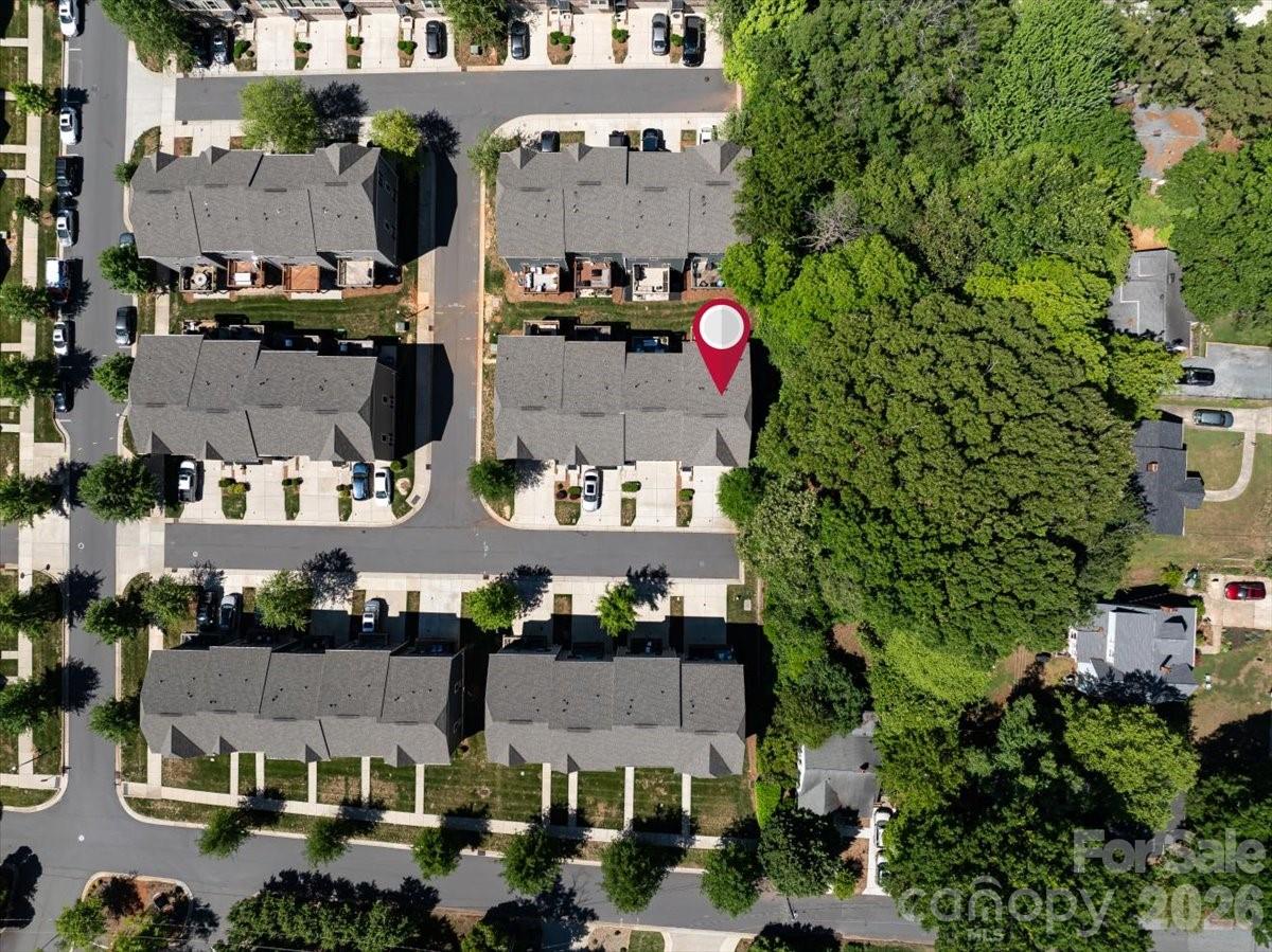 Townes of Oakhurst - Residential