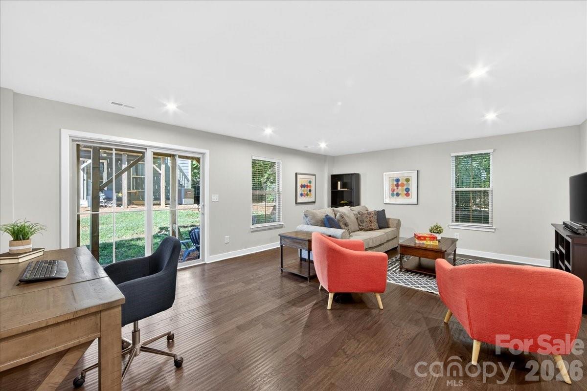 Townes of Oakhurst - Residential