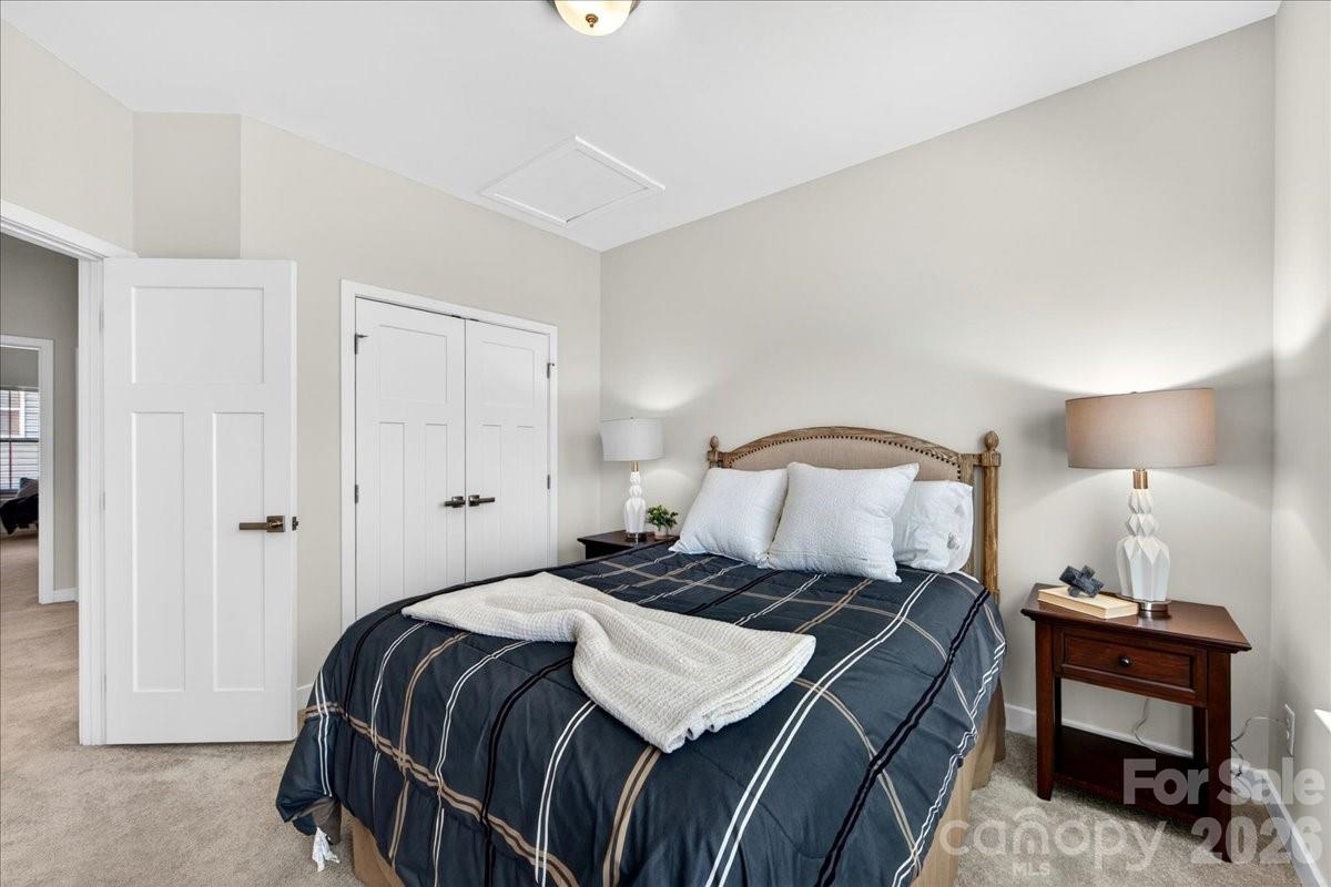 Townes of Oakhurst - Residential