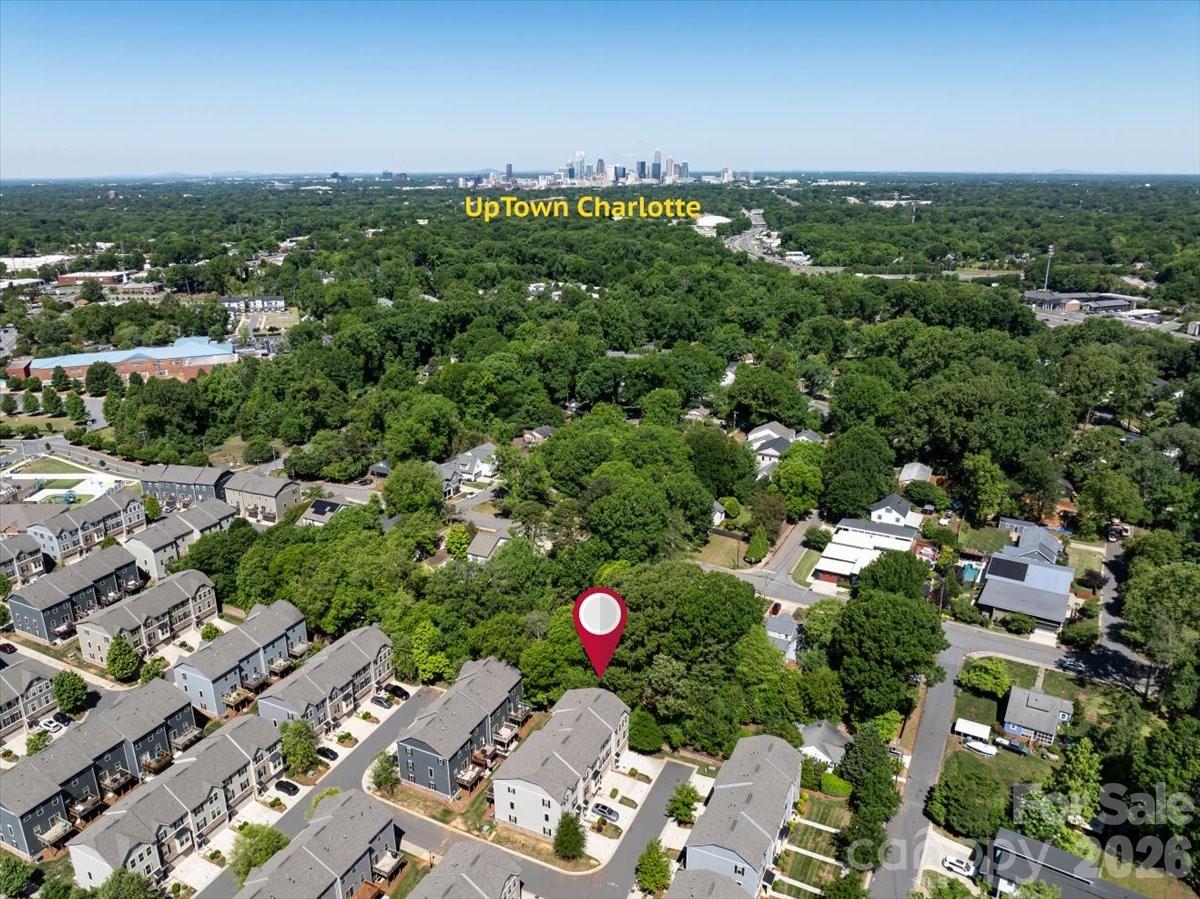 Townes of Oakhurst - Residential