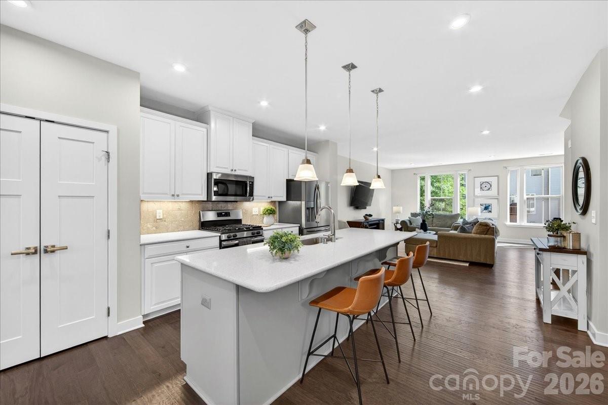 Townes of Oakhurst - Residential