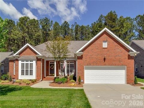 Photo of 3613 Savannah Hills Drive, Matthews, NC 28105 (MLS # 4371394)