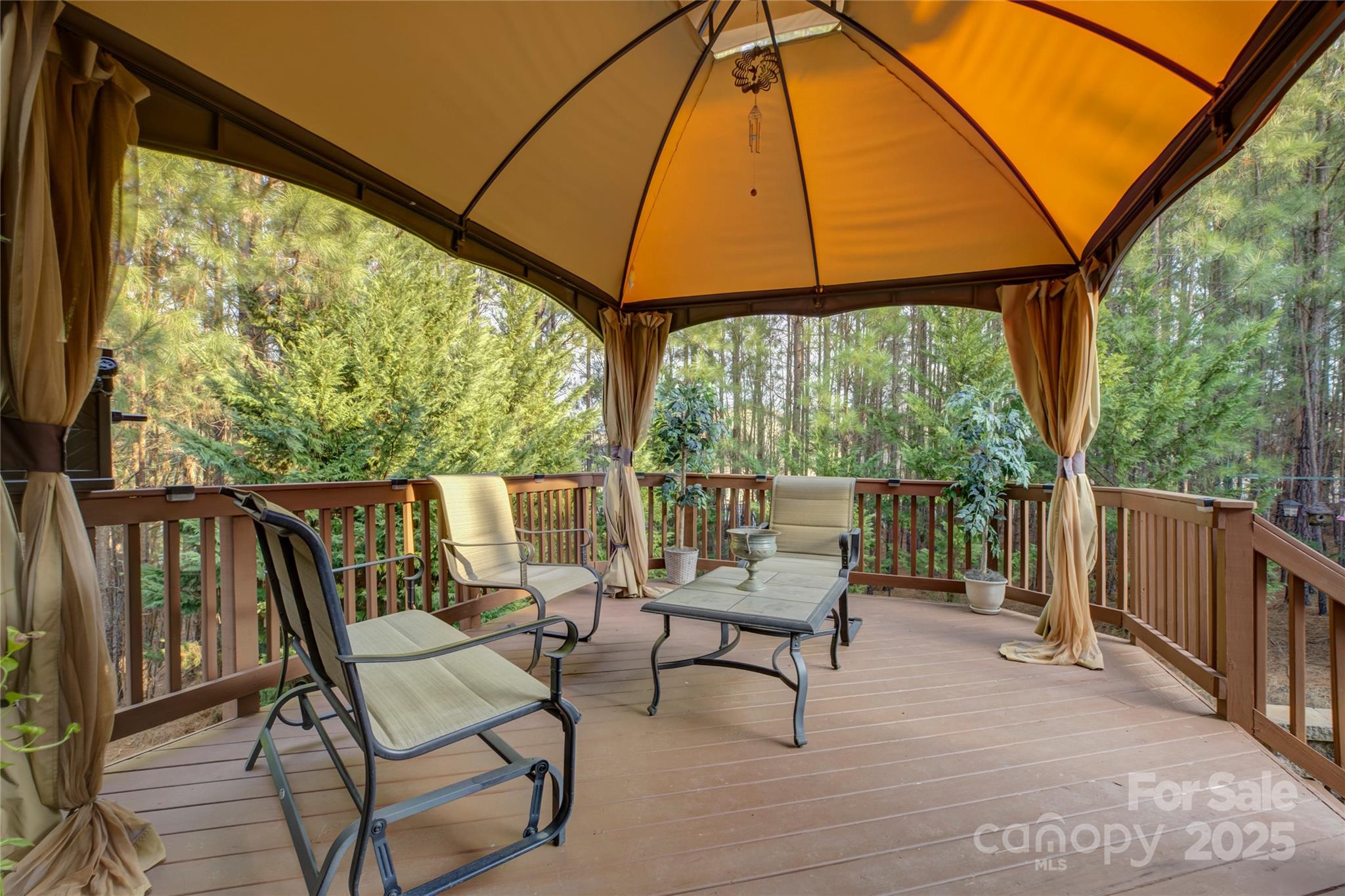 The Palisades - Residential