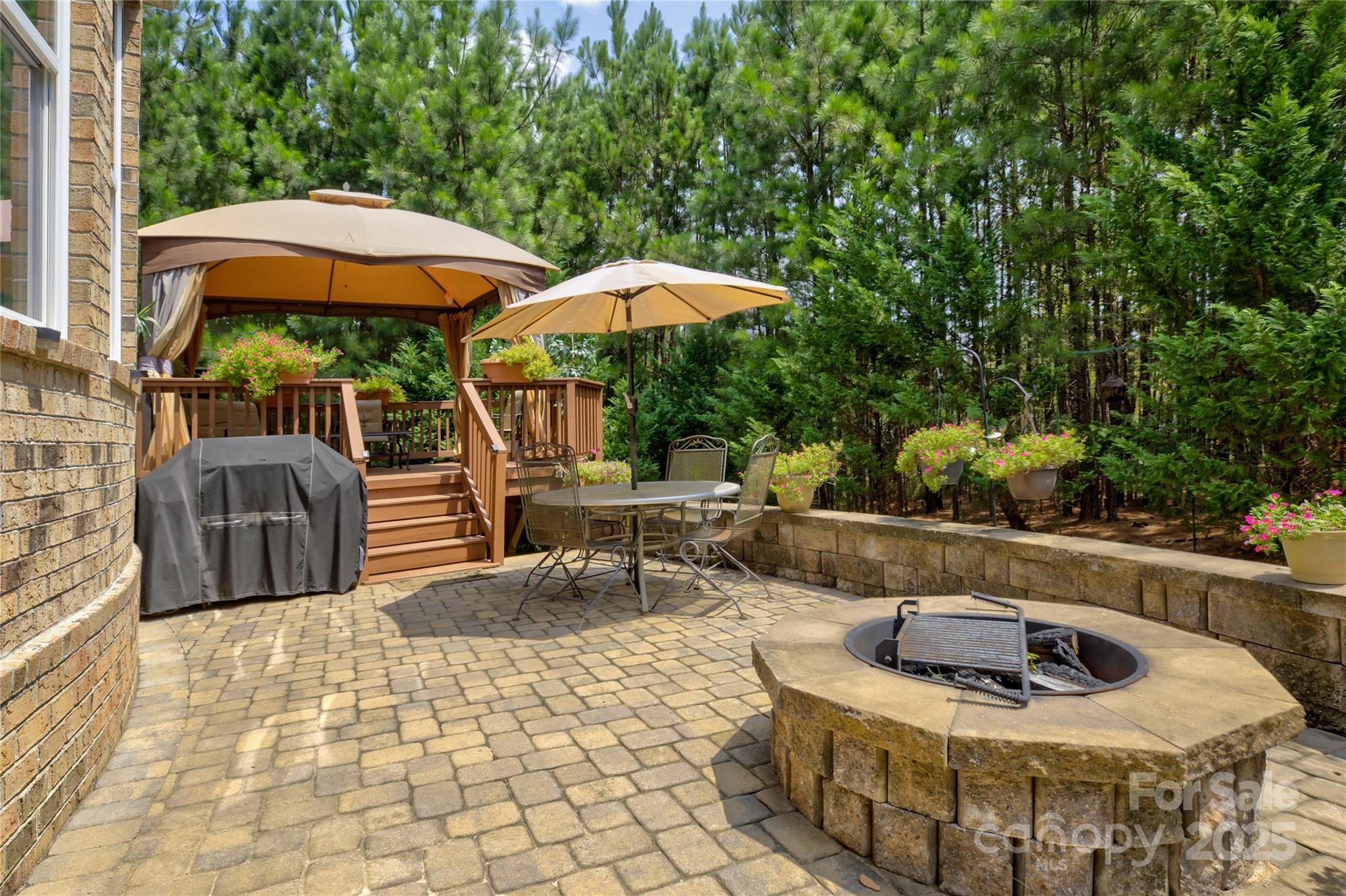 The Palisades - Residential