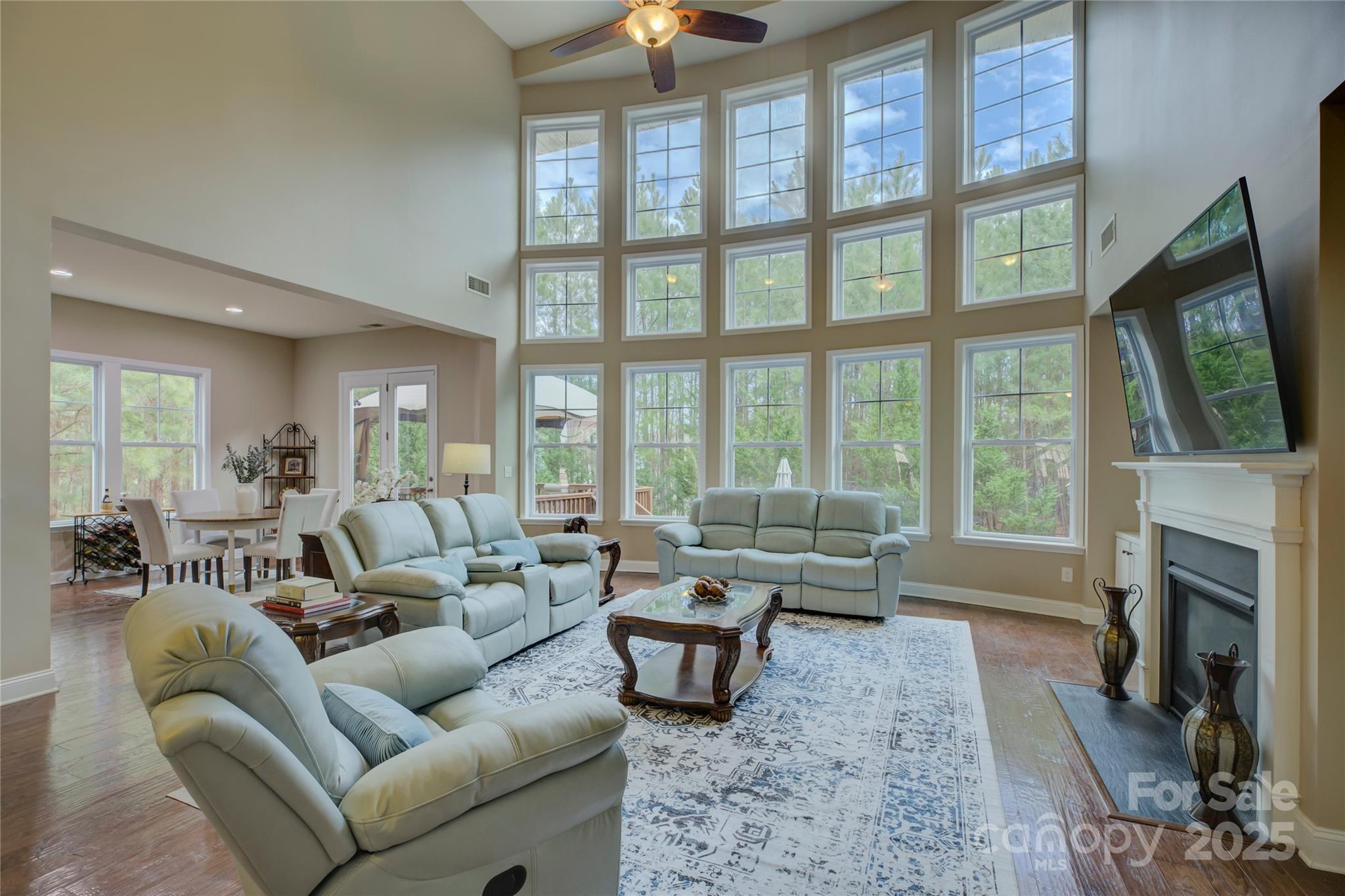 The Palisades - Residential