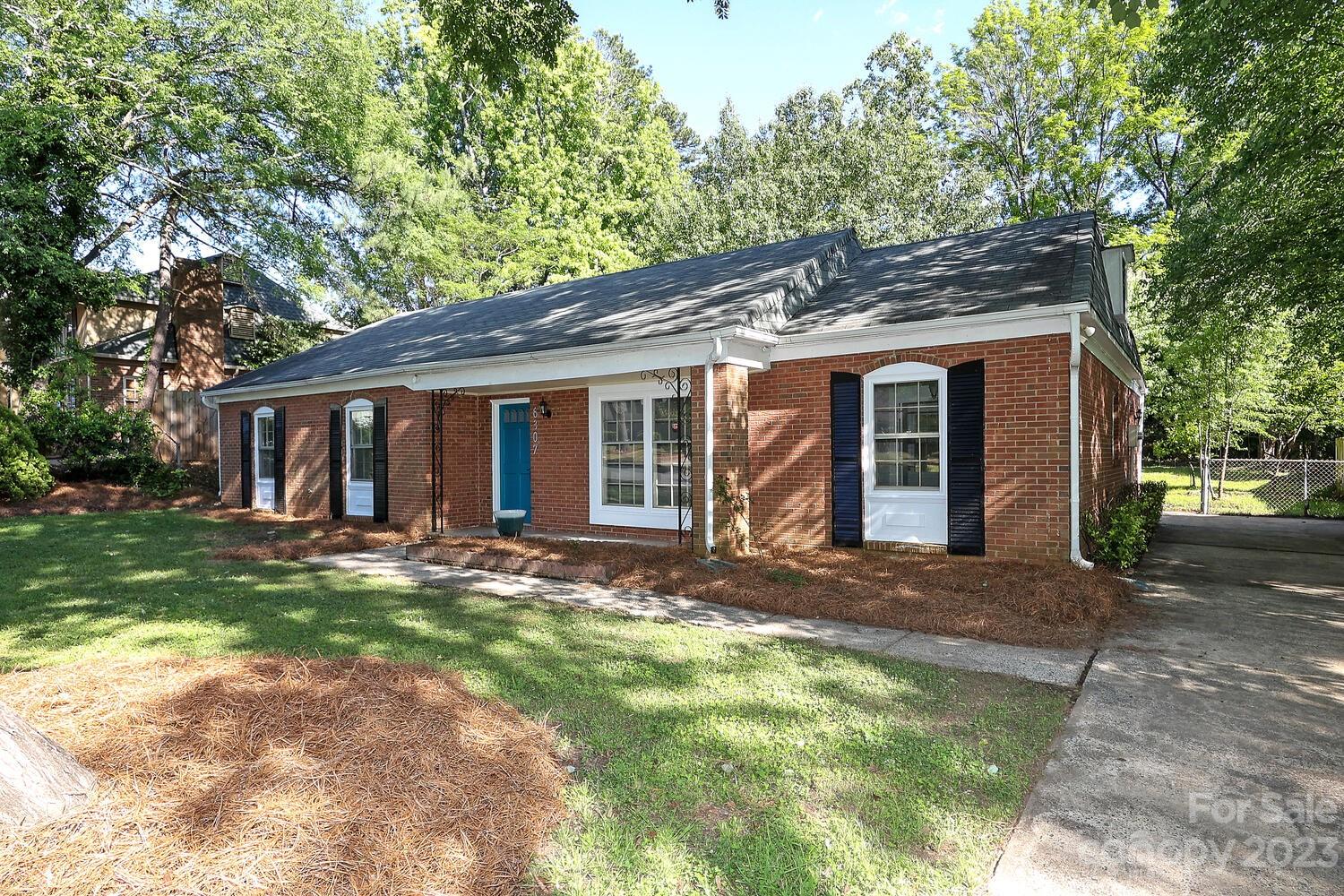 McClintock Woods - Residential
