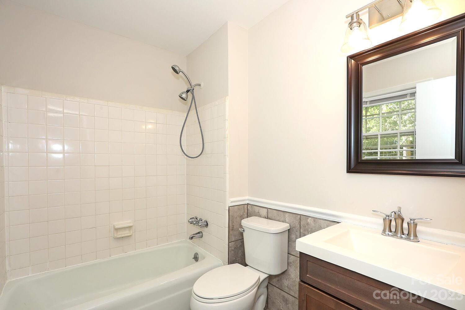McClintock Woods - Residential