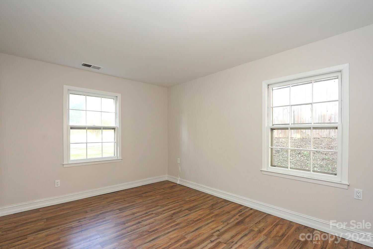 McClintock Woods - Residential