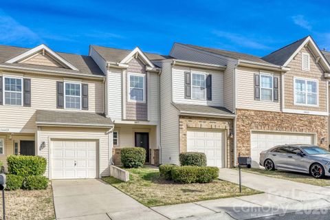 Photo of 14419 Glendon Hall Lane, Charlotte, NC 28262 (MLS # 4361579)