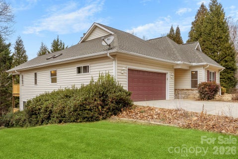 Photo of 242 Carriage Summitt Way, Hendersonville, NC 28791 (MLS # 4335765)