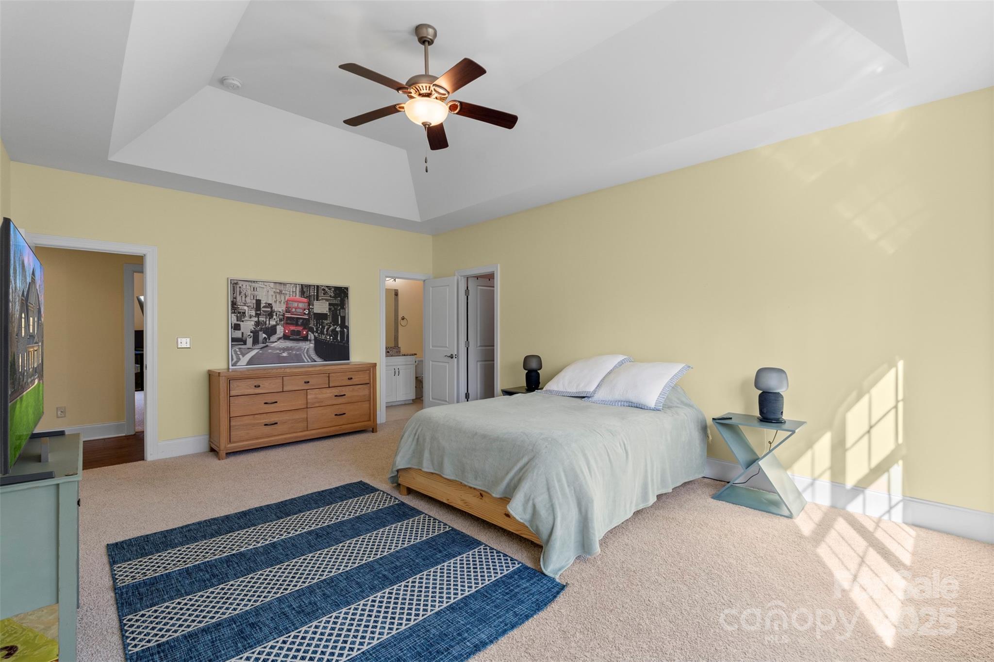 The Coves On River Oaks - Residential