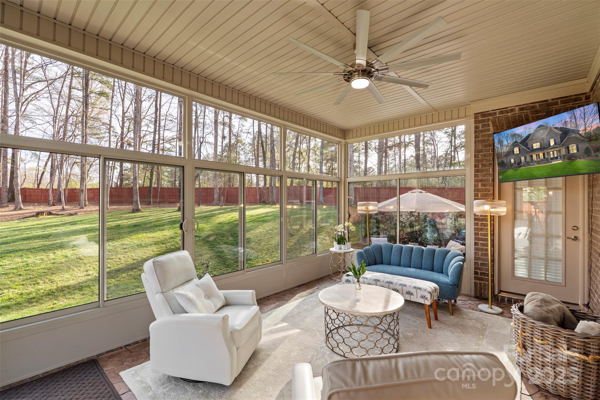 The Coves On River Oaks - Residential