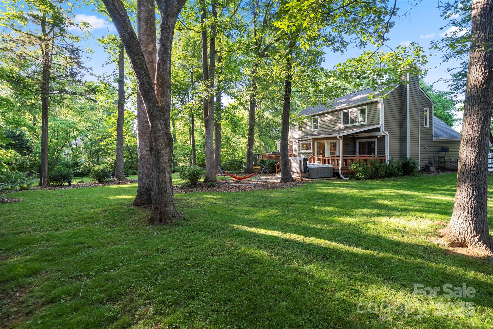 9002 Maple Hill Court