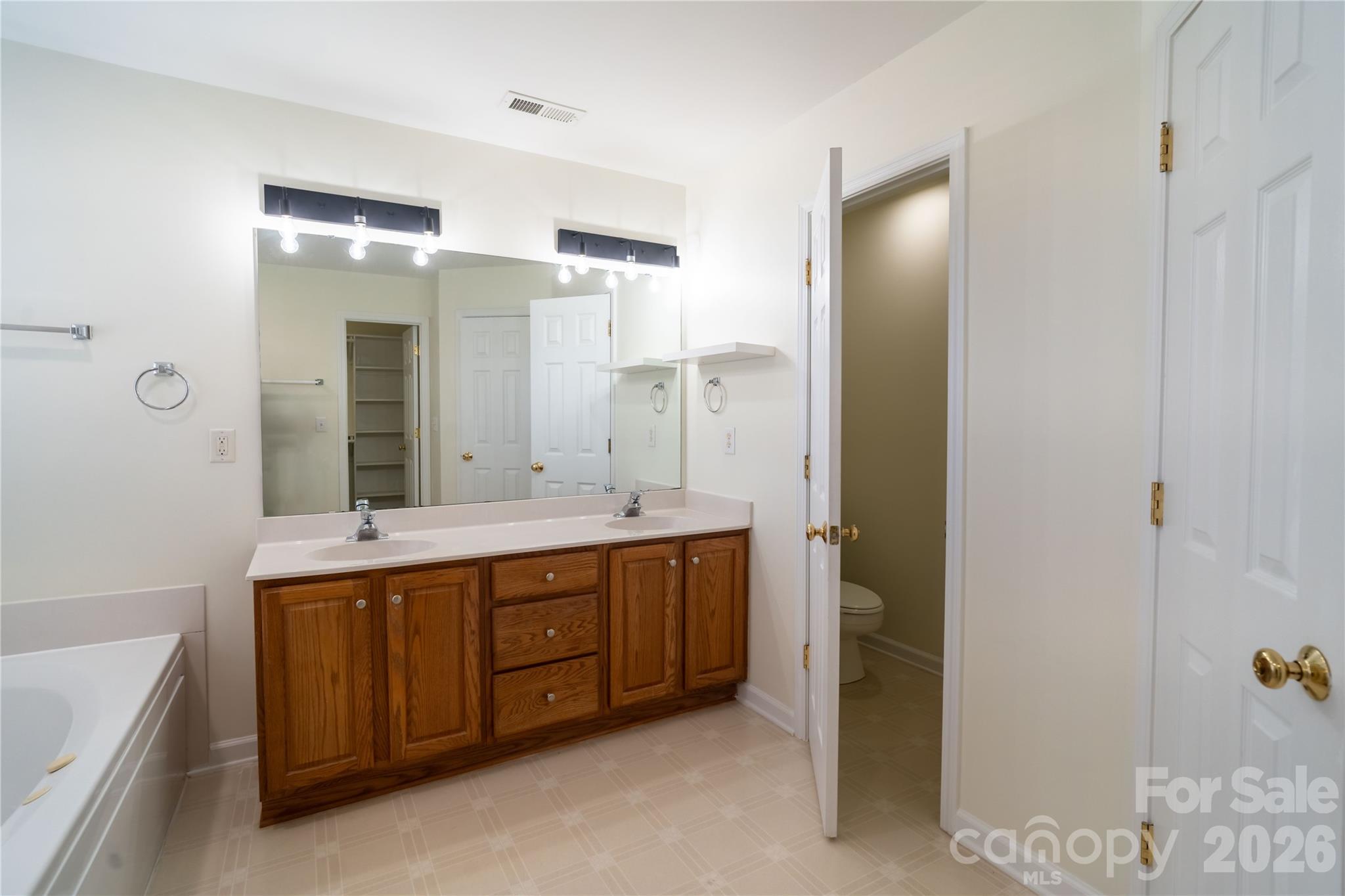 Hampton Ridge - Residential