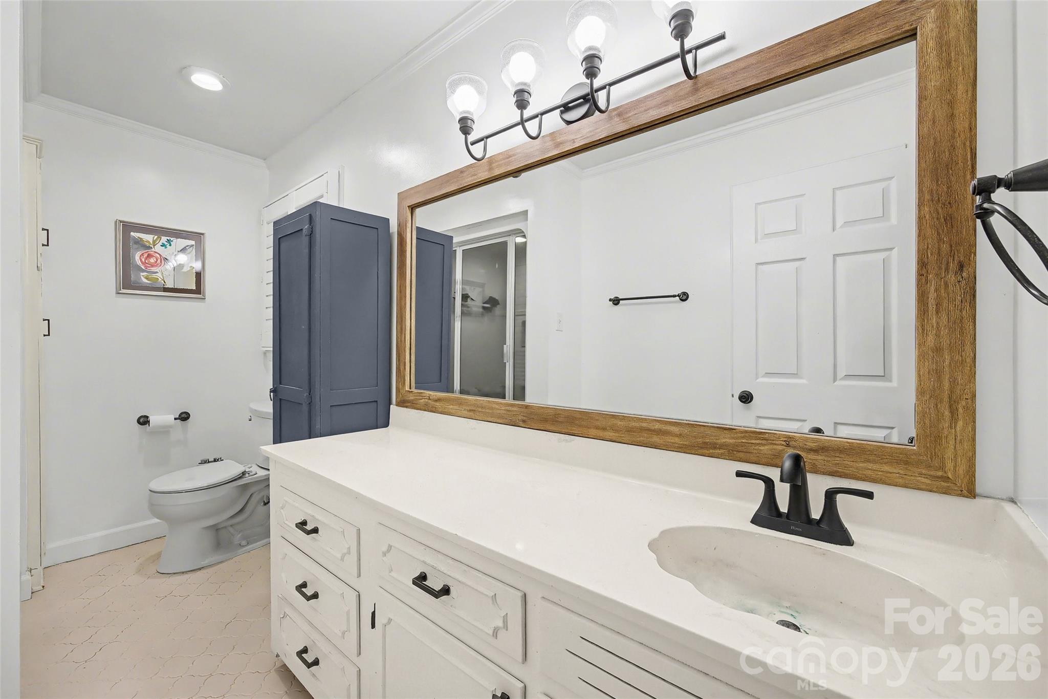 Hutchinson Place - Residential