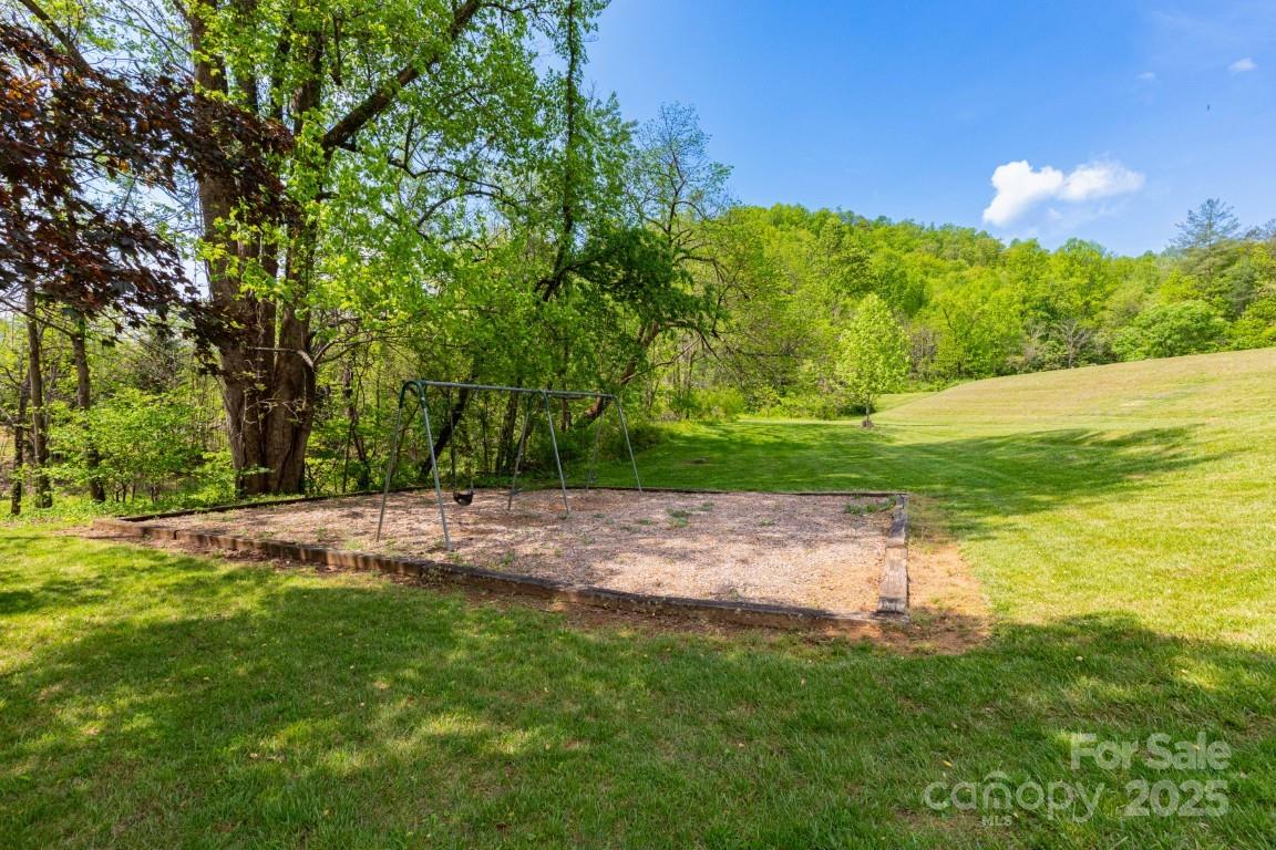 87 Marion Forest Road 8