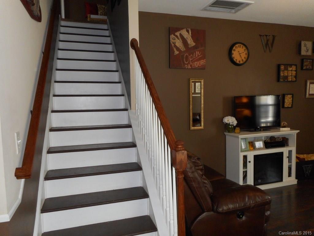 Makayla at Huntington - Residential