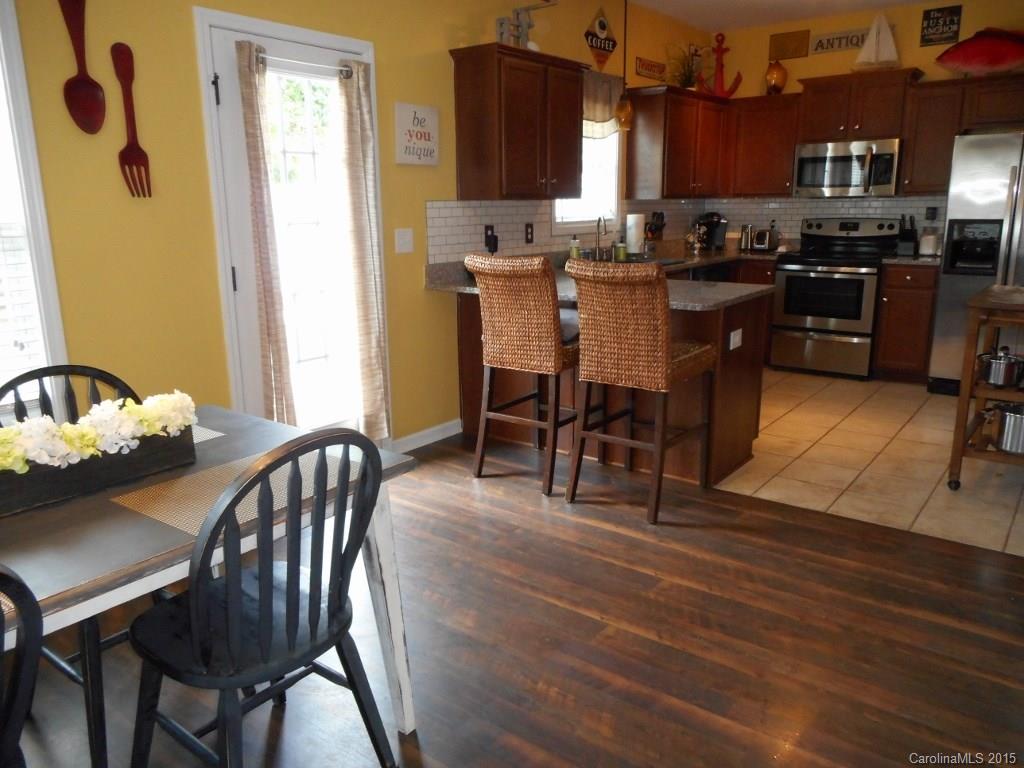 Makayla at Huntington - Residential