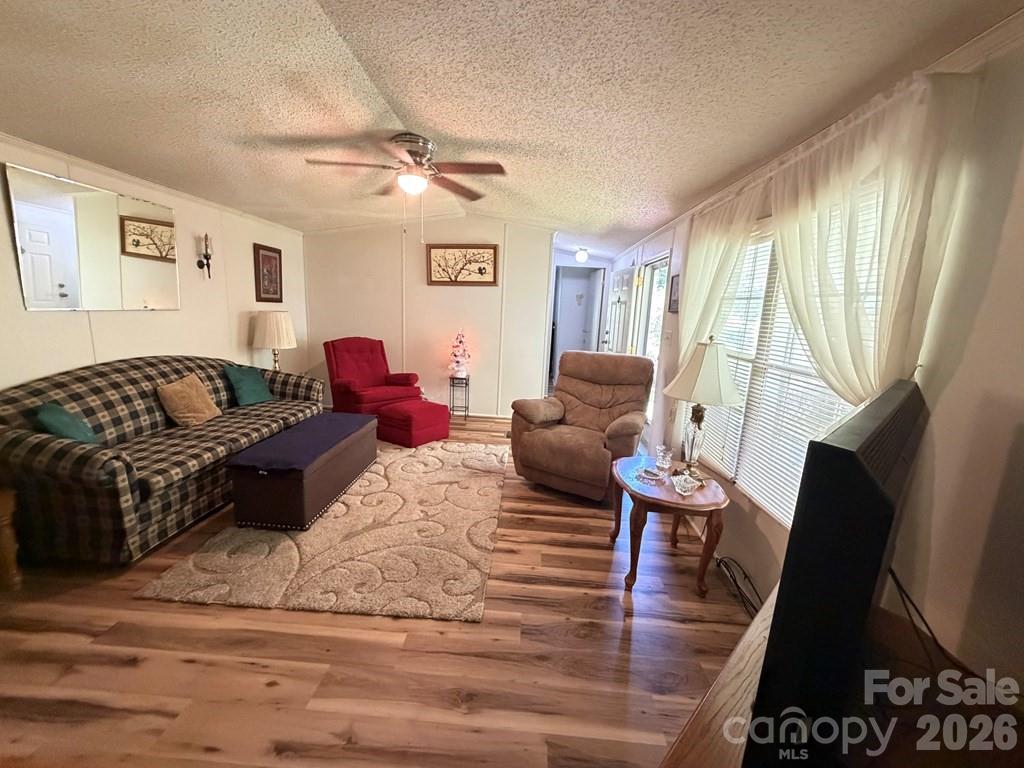 471 Crawford Cemetery Road