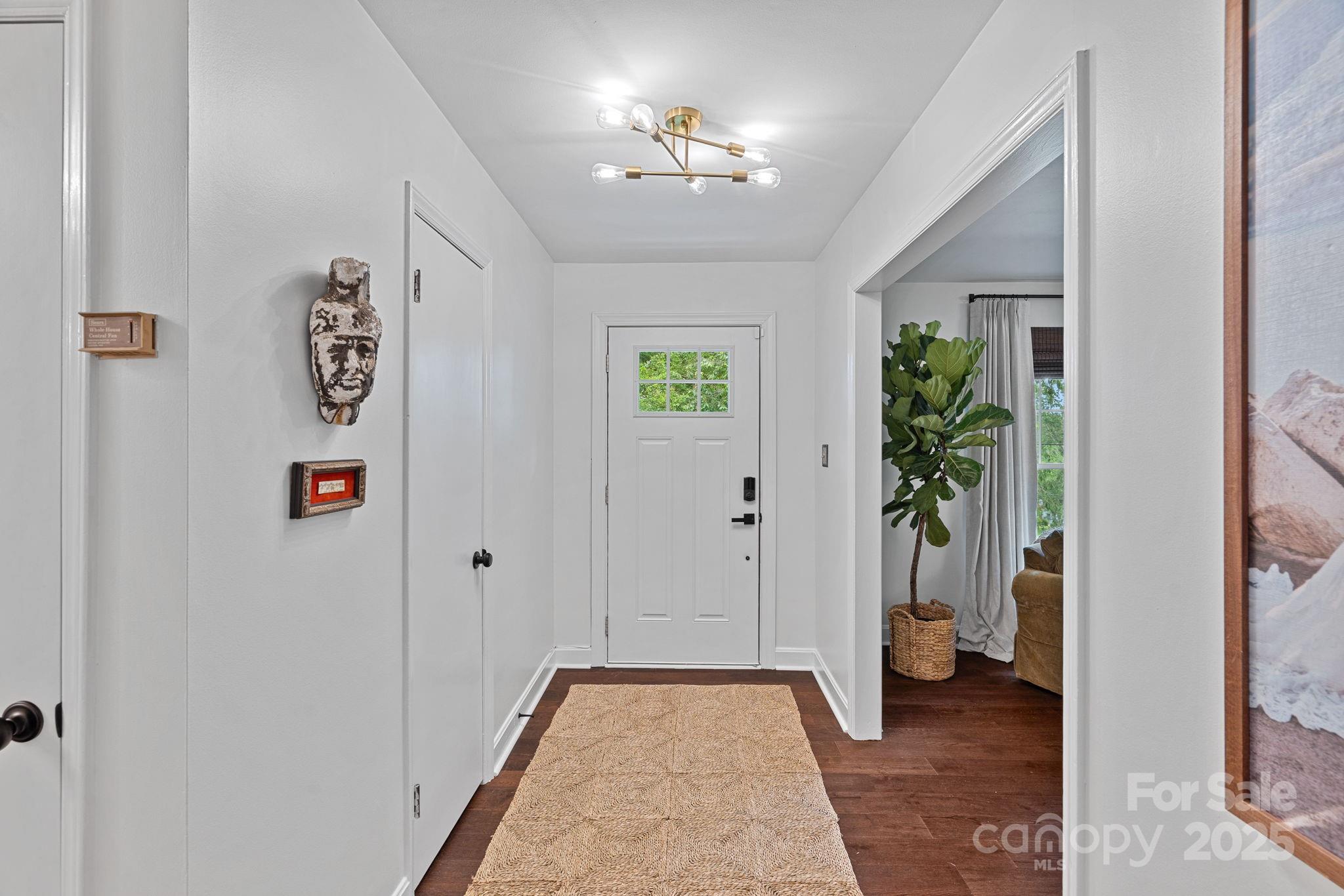 6946 Woodstock Drive