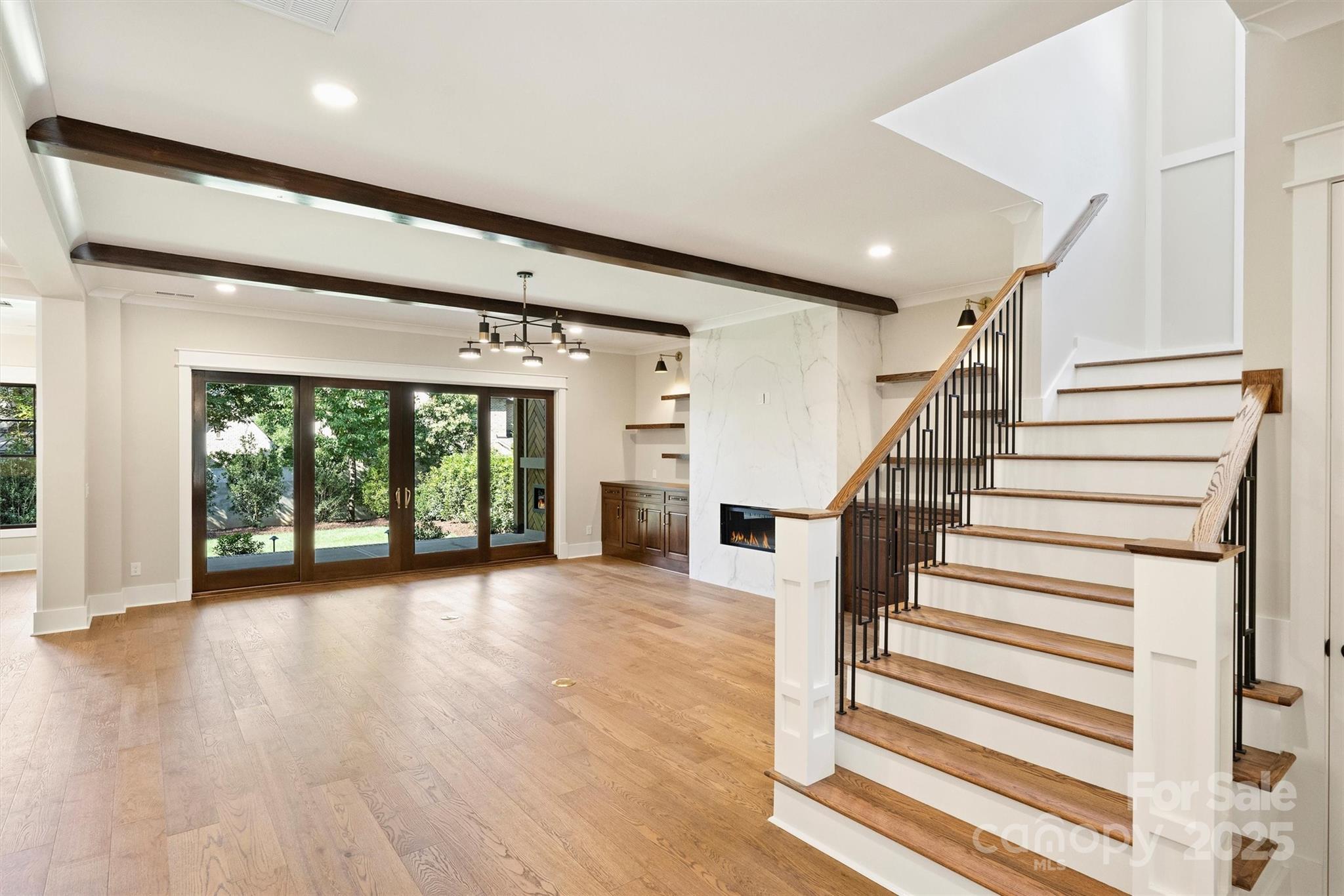 1211 Royal Prince Court