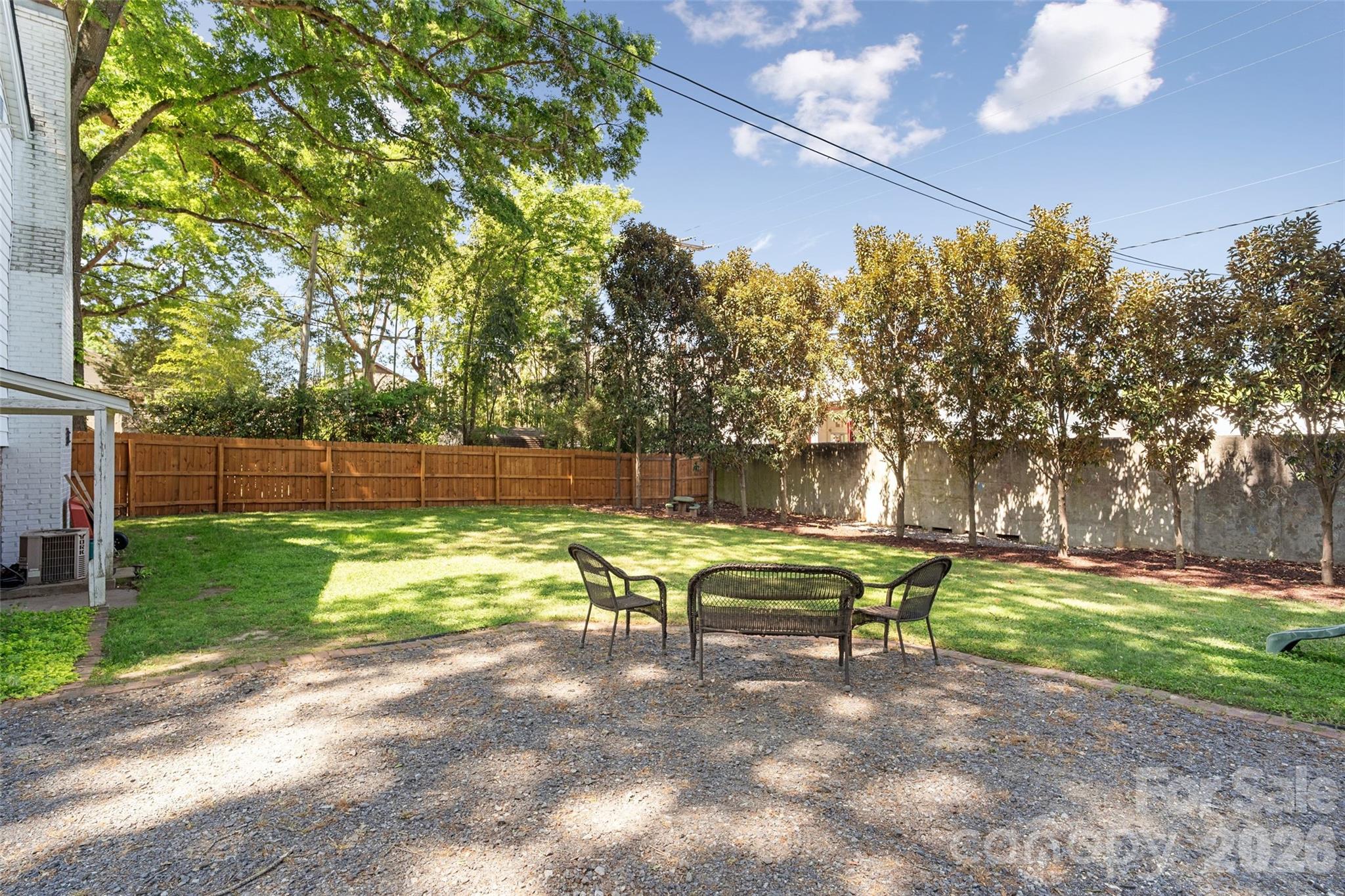Seventeen Acres - Residential