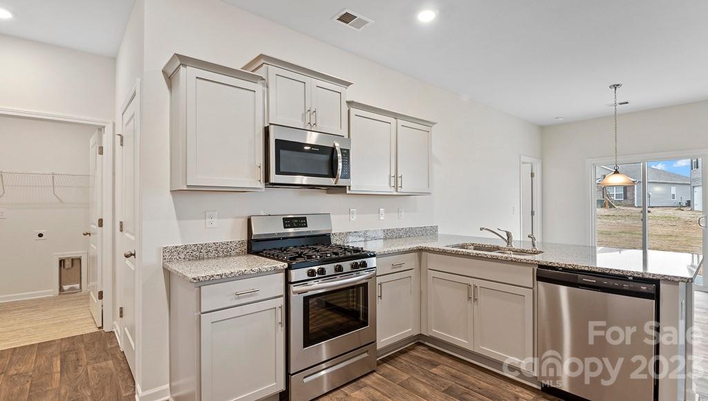 Hickory Ridge - Residential