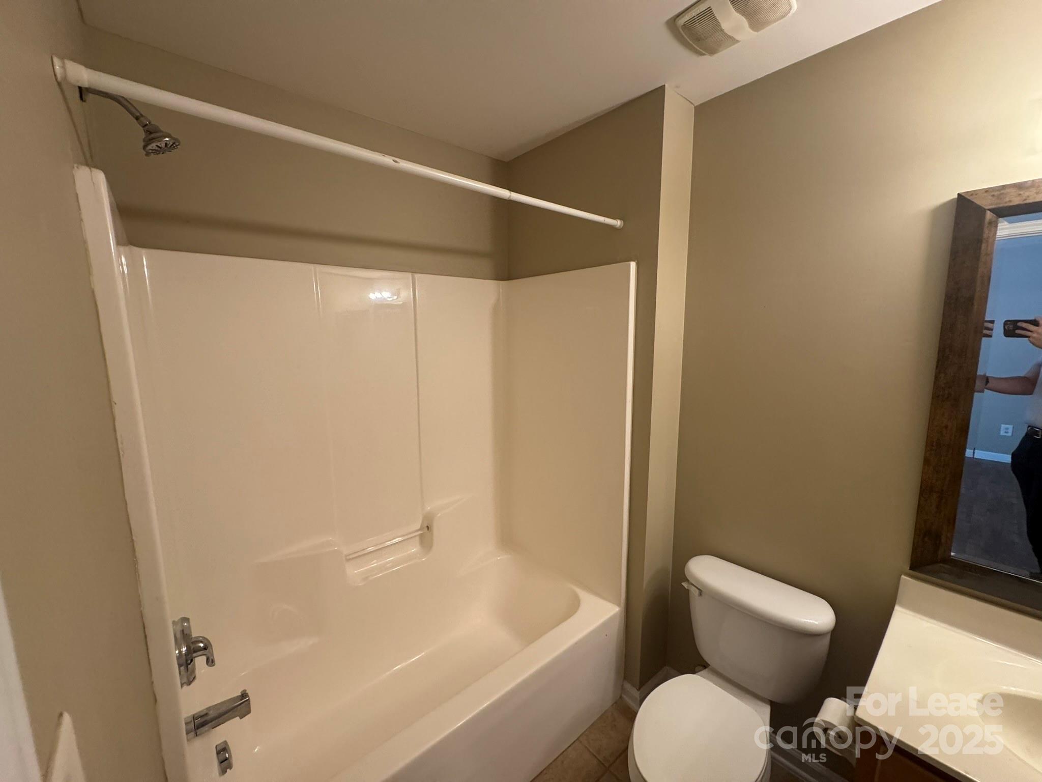 Mallard Glen Village - Residential Lease