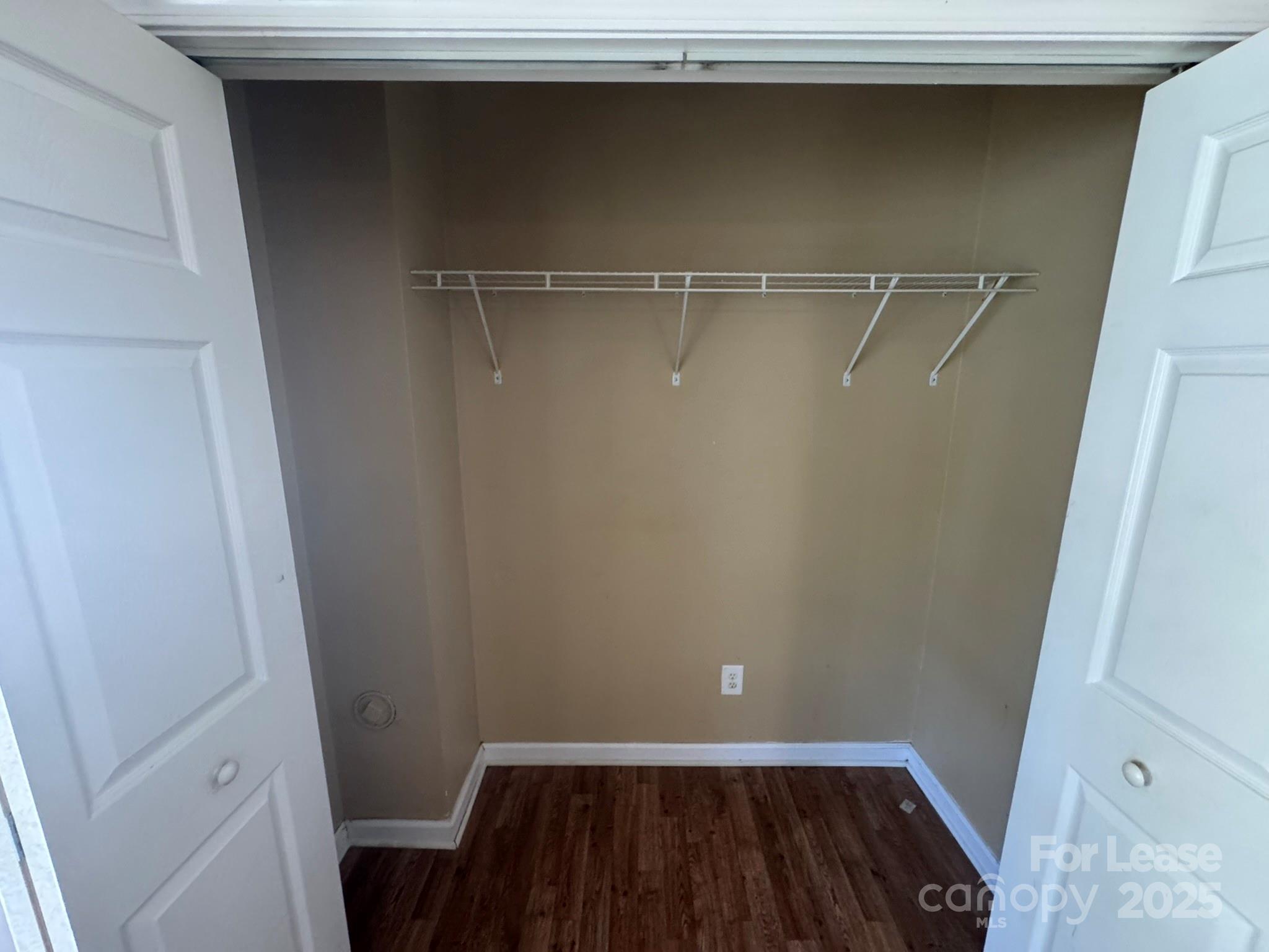 Mallard Glen Village - Residential Lease