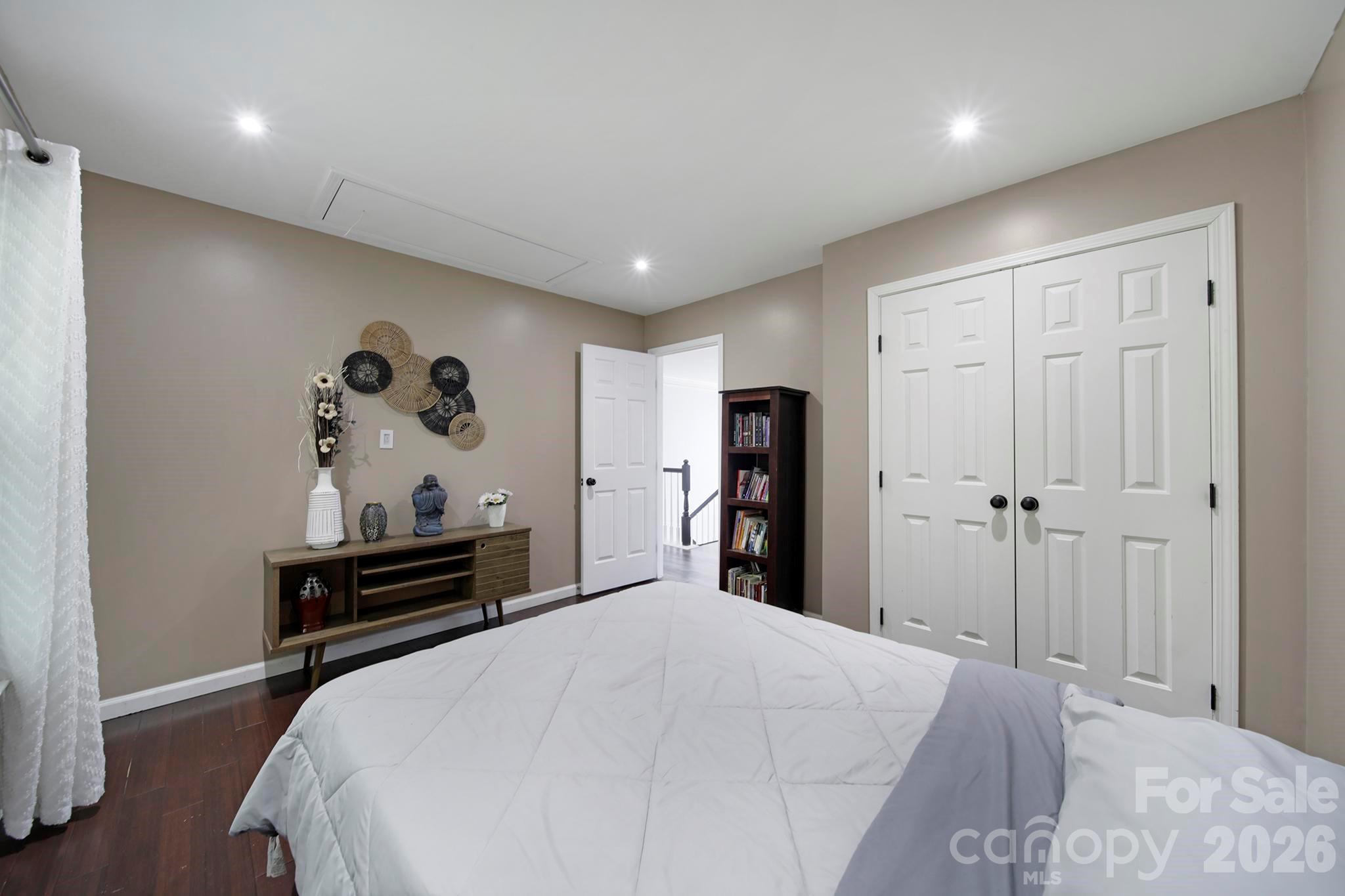 Mitchell Glen - Residential