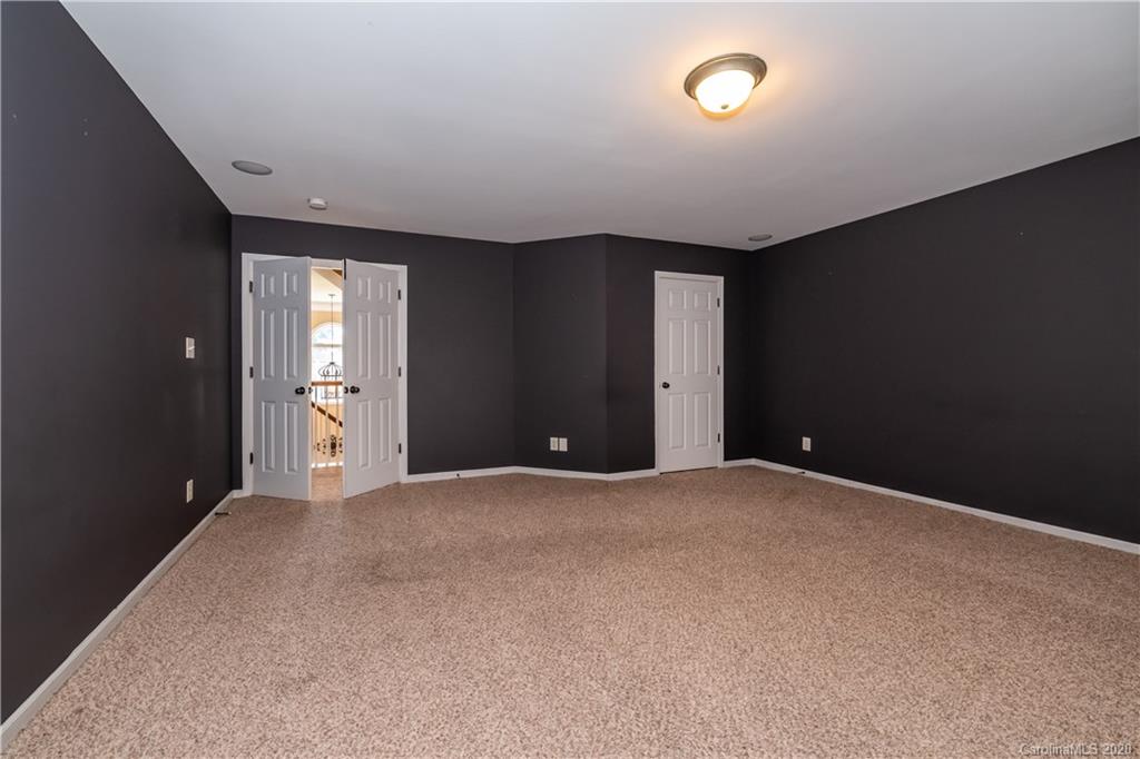 Moss Creek Village - Residential