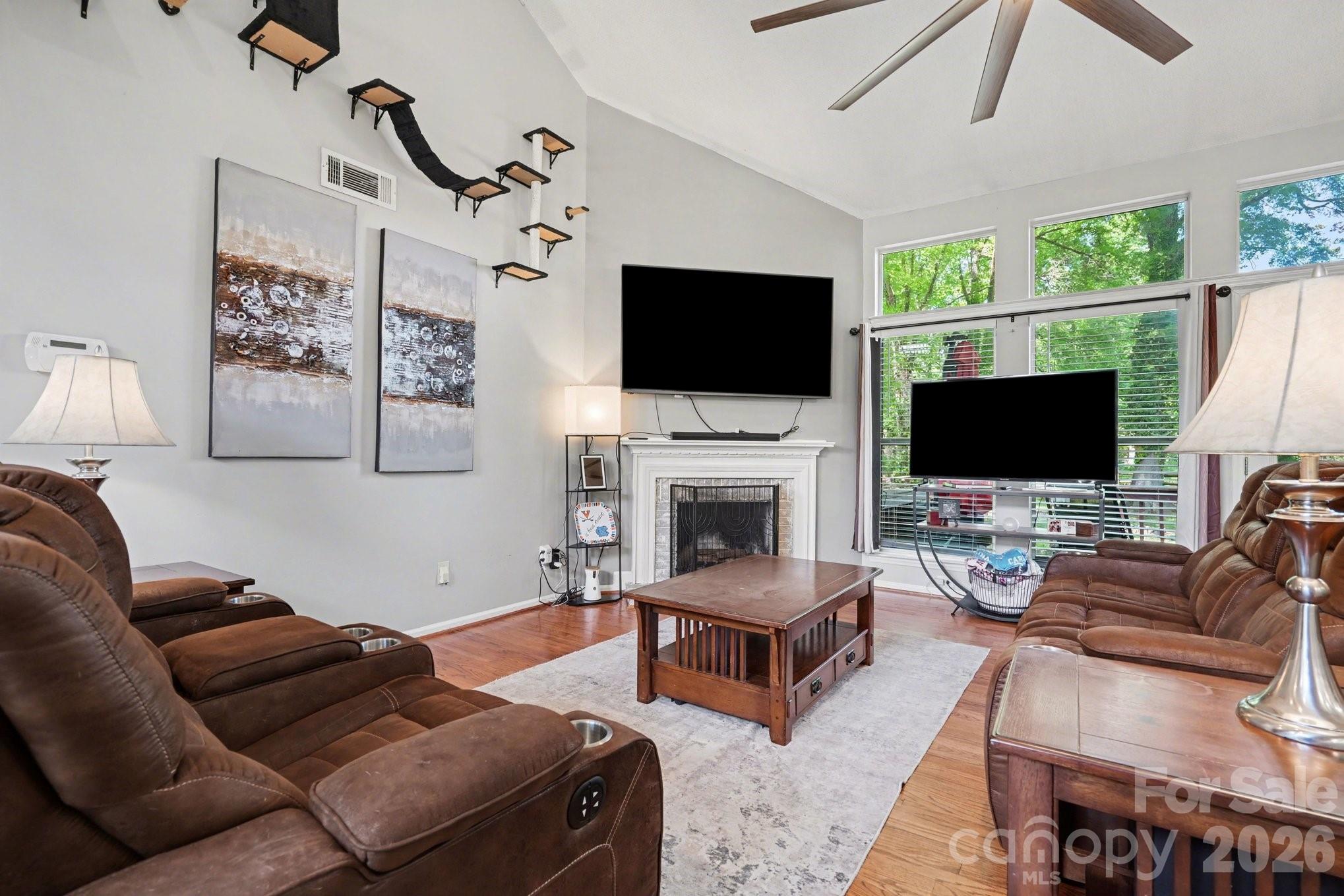 8700 Heather View Court