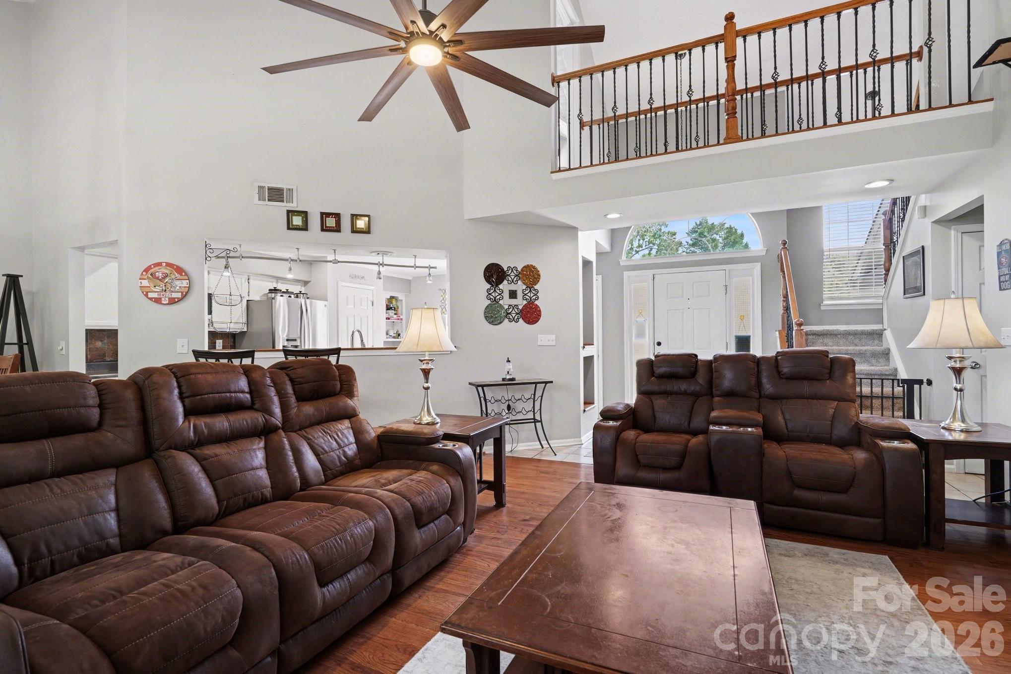 8700 Heather View Court