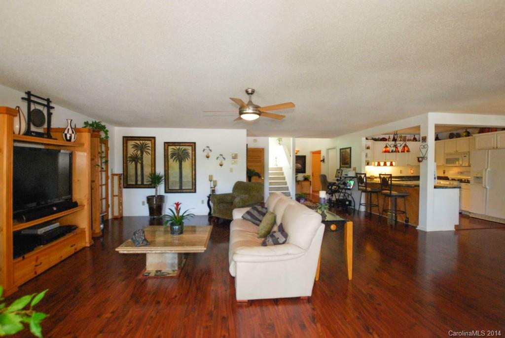 Tega Cay - Residential