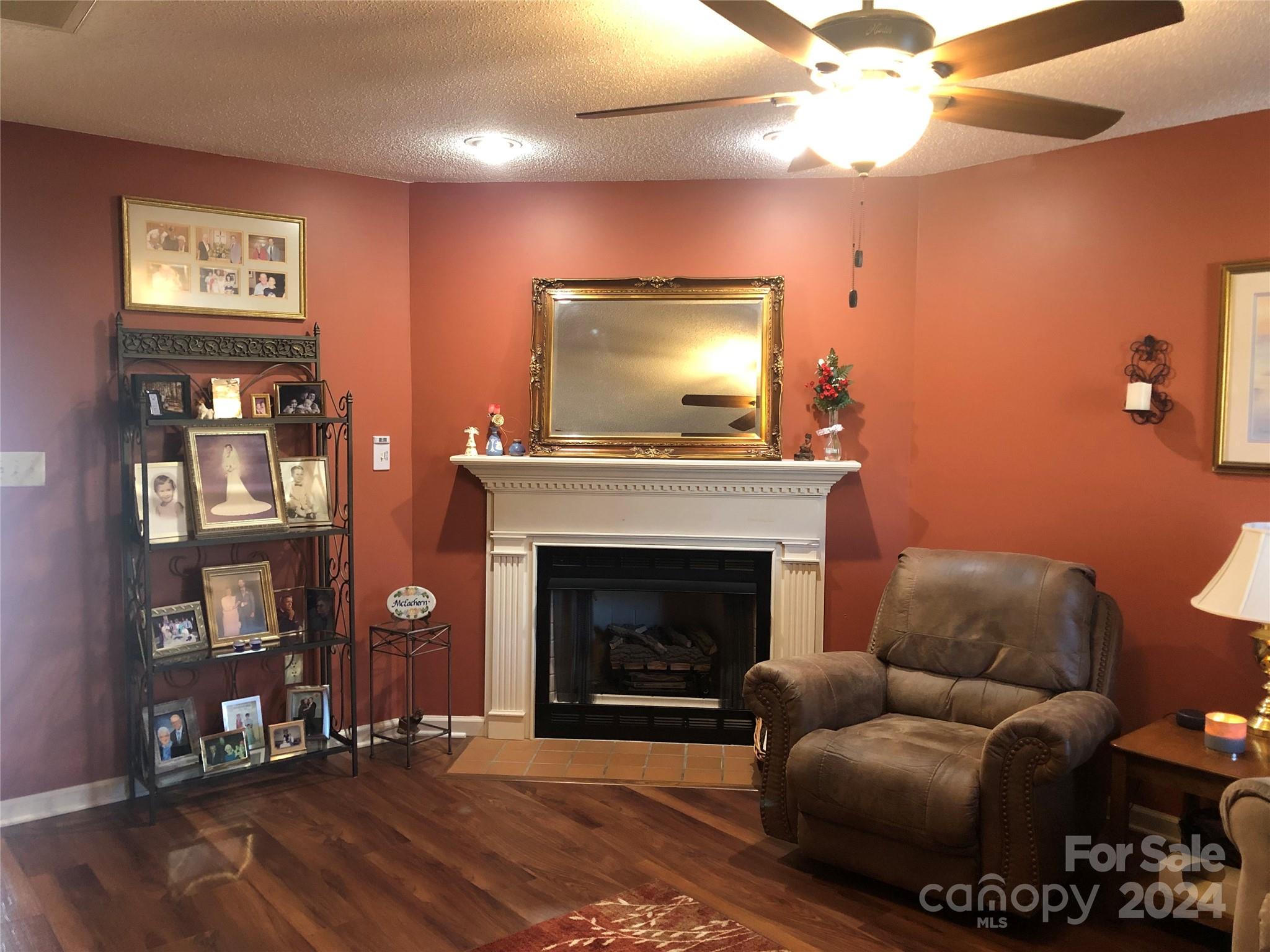 Springs Meadows - Residential