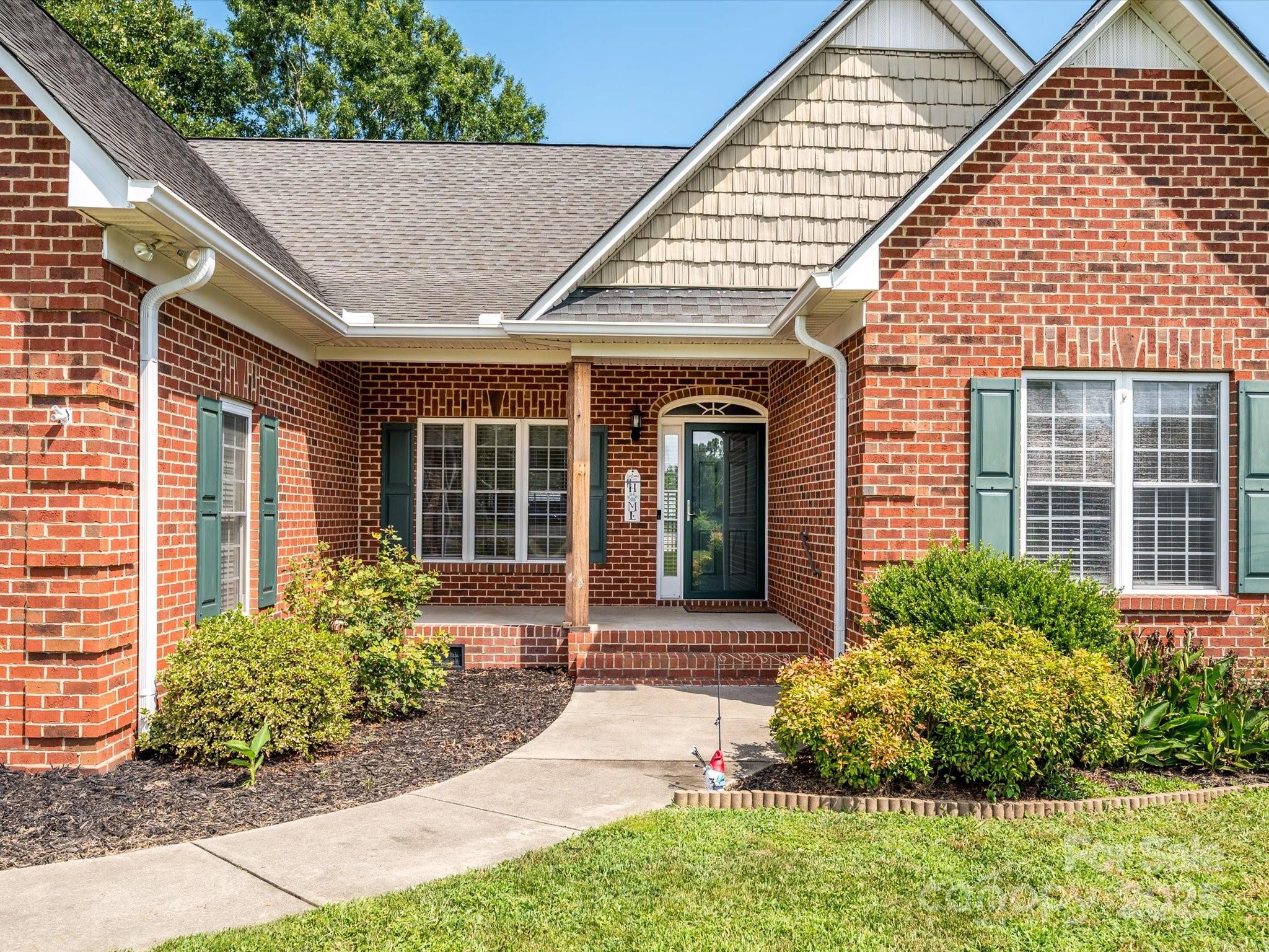 850 Meadow Drive