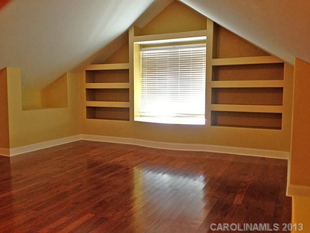 Oak Creek - Residential