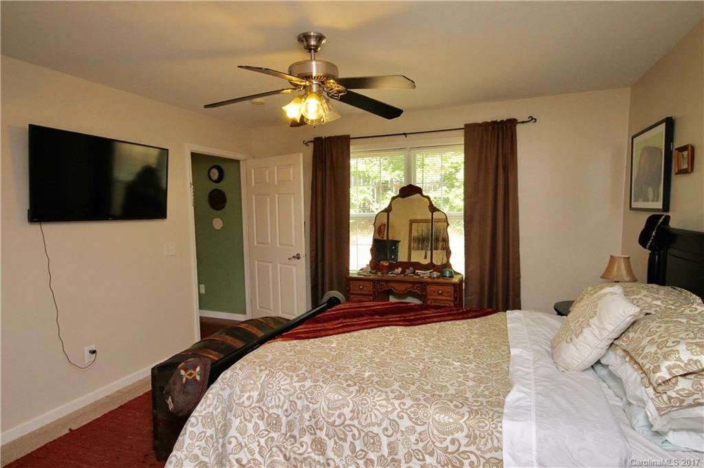 Willow Creek Village - Residential