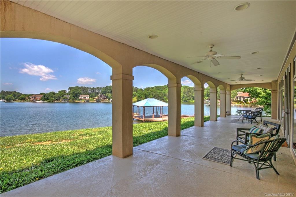 Island Point - Residential