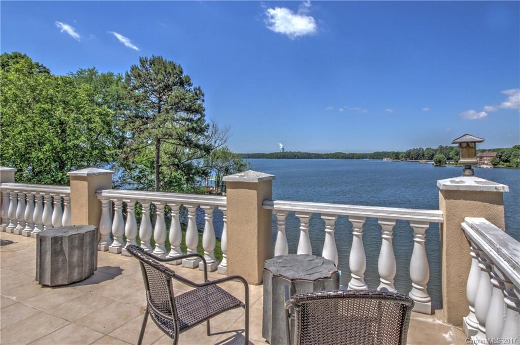 Island Point - Residential