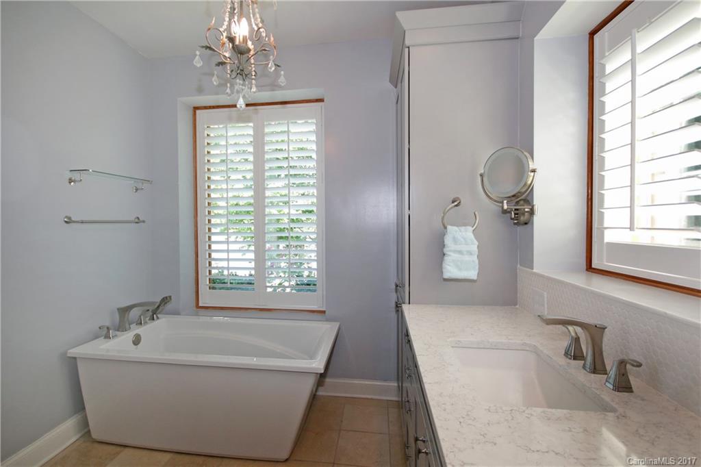 Island Point - Residential