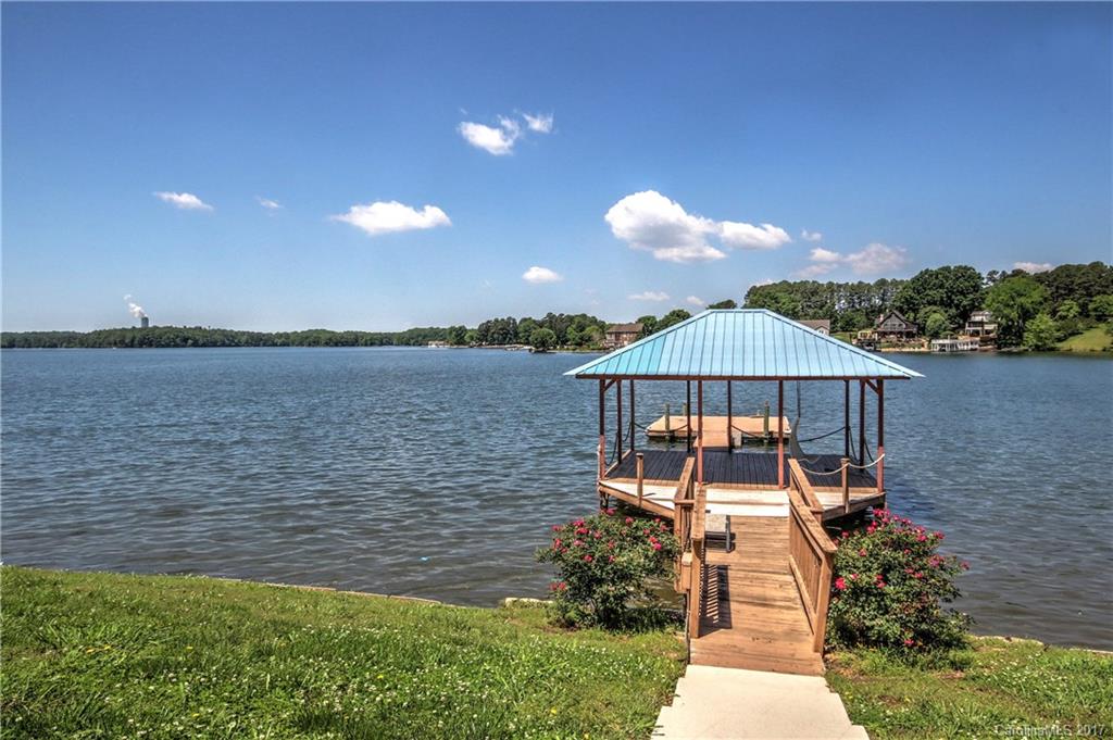 Island Point - Residential