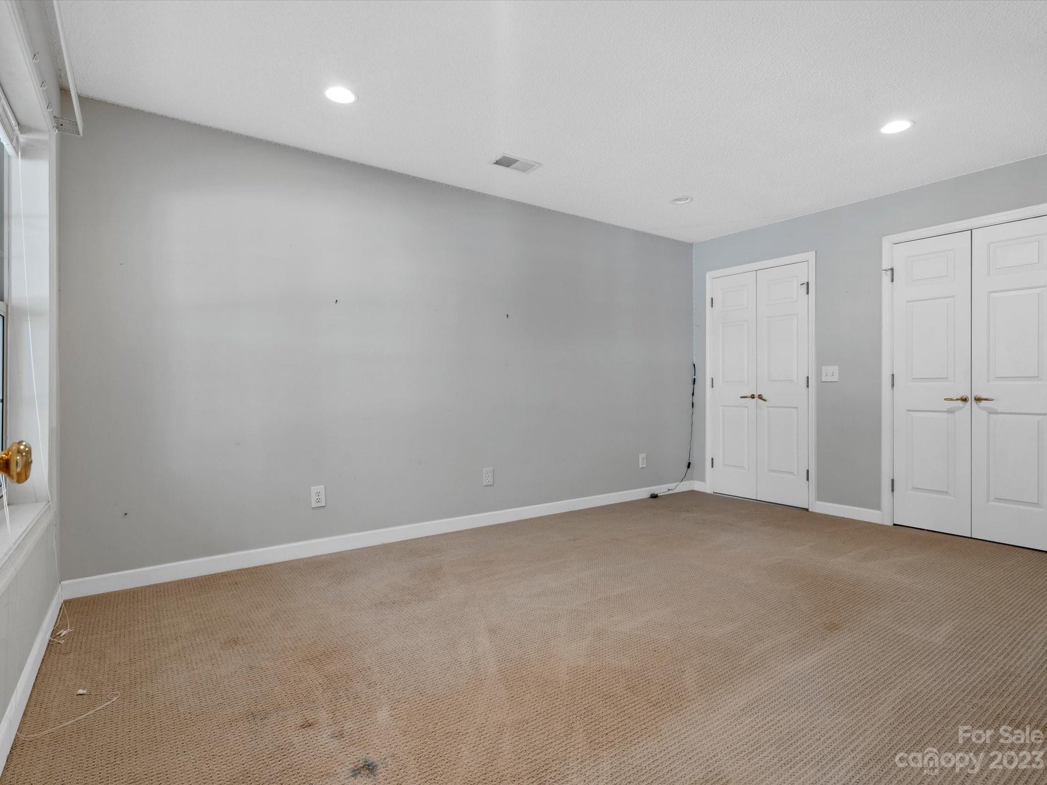 Woodside - Residential