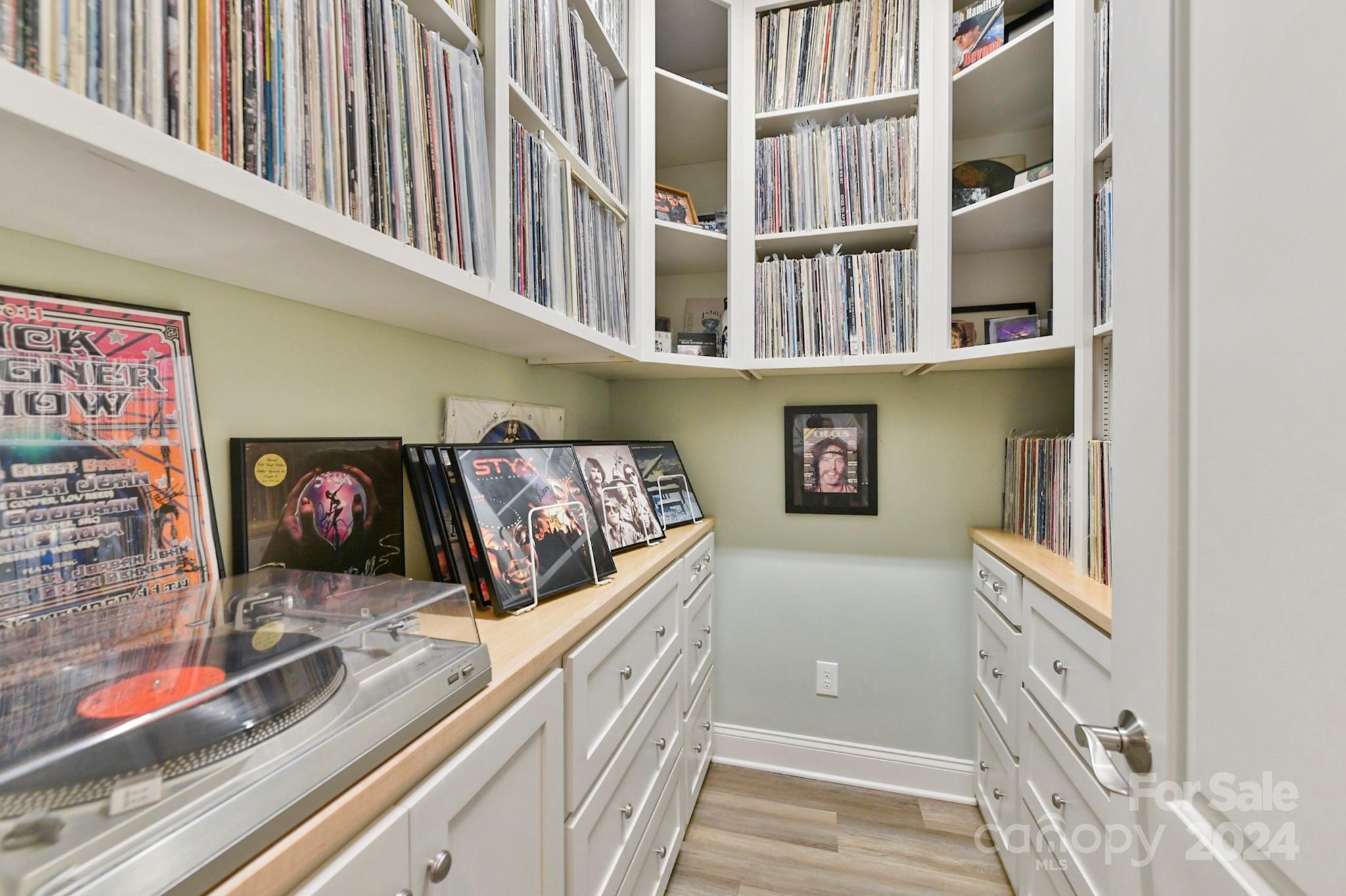 Windemere Island - Residential