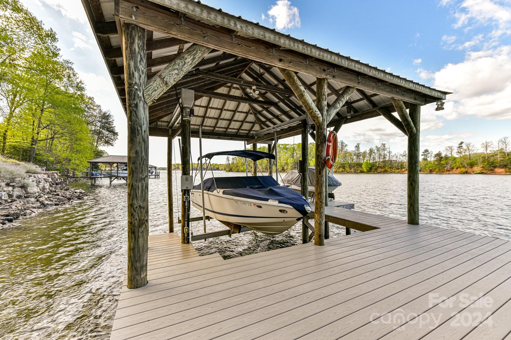 Windemere Island - Residential