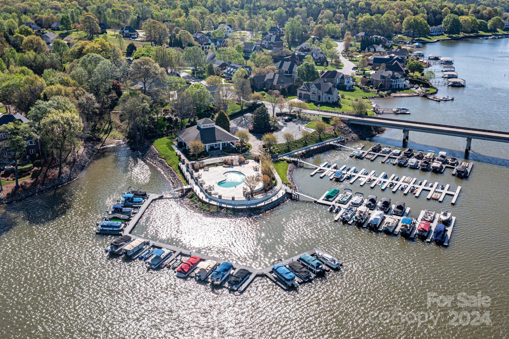 Windemere Island - Residential
